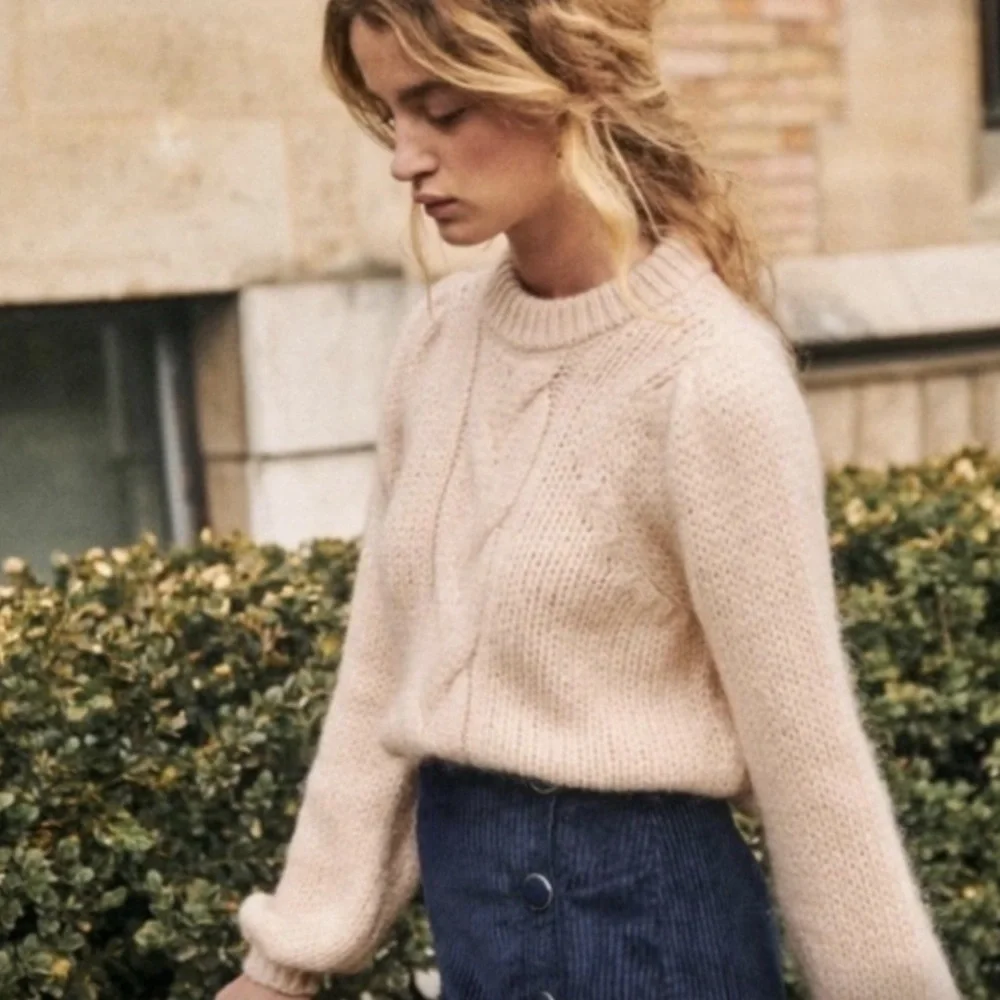 Sezane✨Serena Jumper. Hard 2 find!   Price is firm no offers - Picture 3 of 10